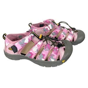 Keen Newport Pink Camo Sandals Size 6 Waterproof Beach Pool Outdoors Travel
